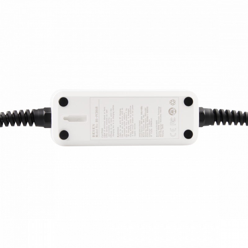 Mobile Charger MG ZS (2021-present) - White with LCD Type 2 to Schuko