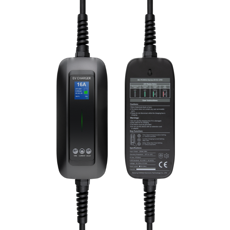 Chargeur mobile Smart Eq Forfour - LCD Black Type 2 à Schuko - Fonction de chargement et de mémoire reportée